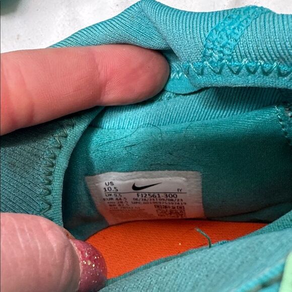 Nike Phantom Luna 2 Academy LV8 MG High Top Soccer Cleats FJ2561-300. Size 10.5. - Picture 8 of 8